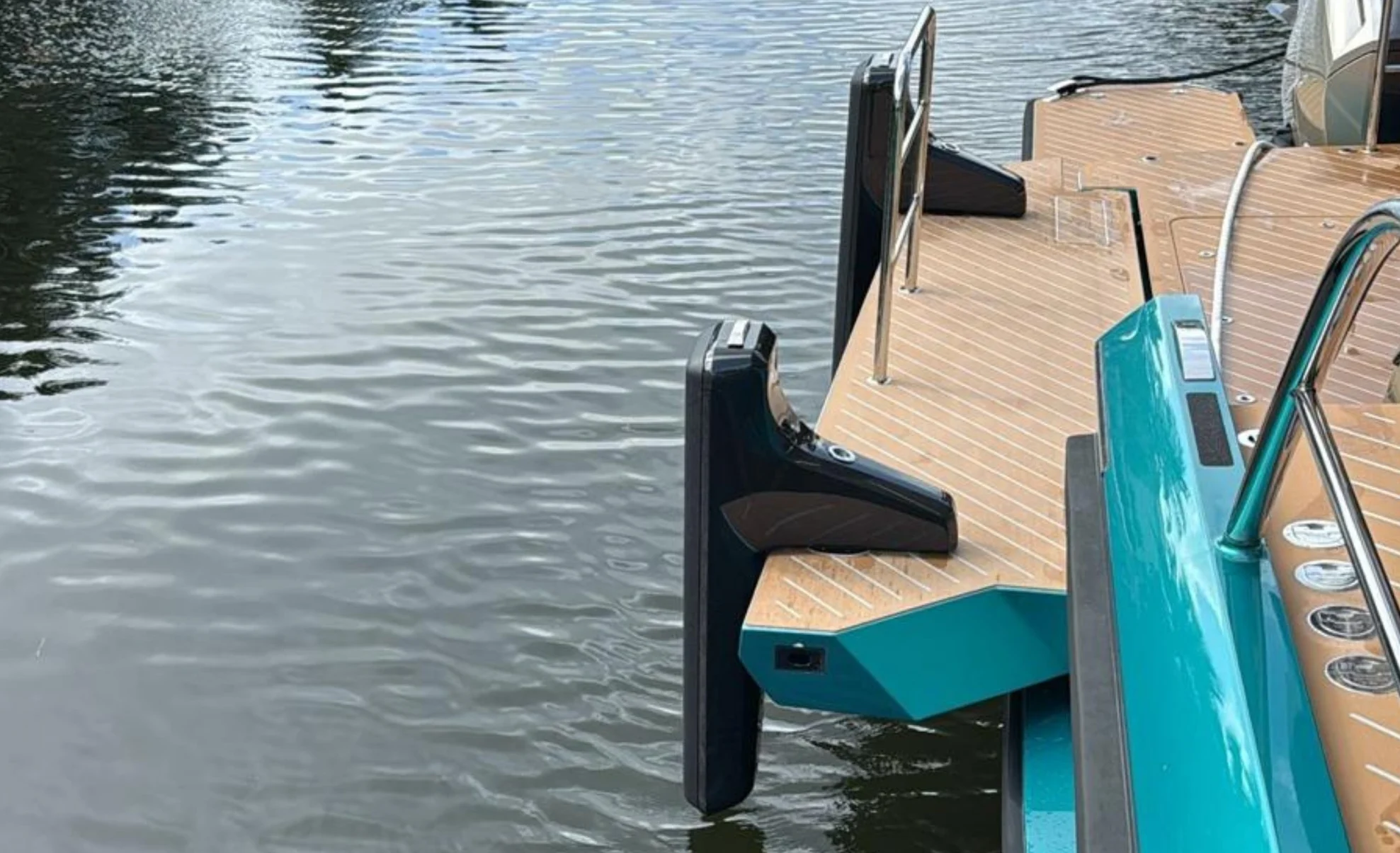 Carbon Jetski Tender Fender Van der Valk Shipyard Tec Wire