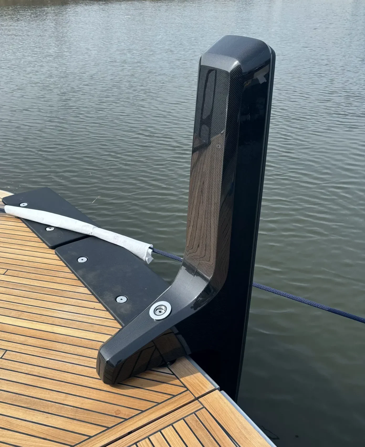 Tec Wire Carbon Fibre Tender Fender Mooring Equipment Van der Valk Shipyard